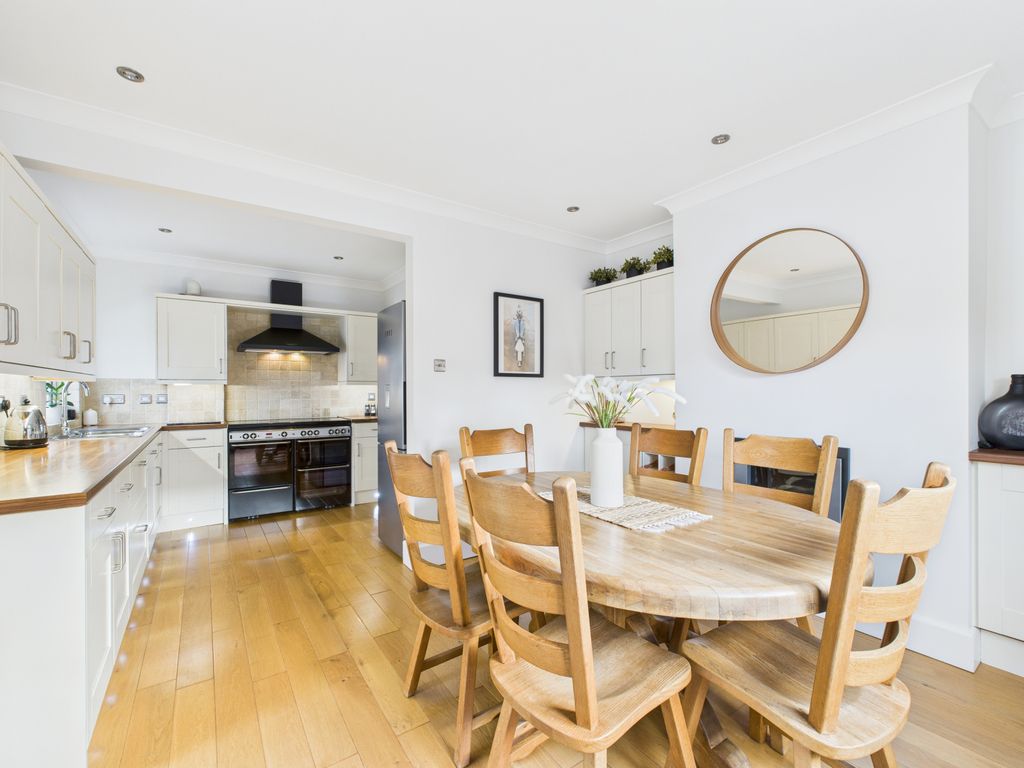 Property photo 3 of 15 Gallery