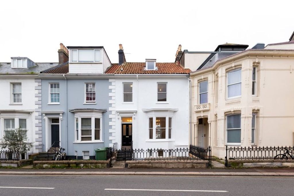 Additional image 36 of 5 bed property for sale3 Imperial Villas, St Saviours Road, St Saviour JE2