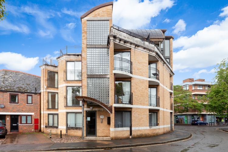 Property photo 2 of 7 235632