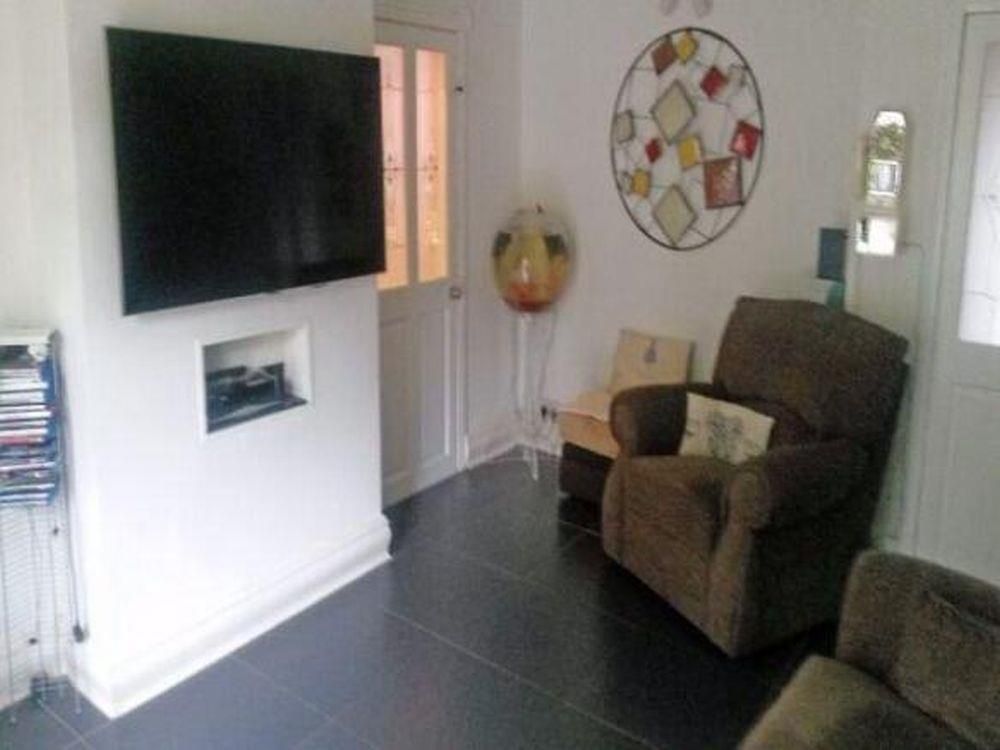 Property photo 3 of 10 10_.Jpg