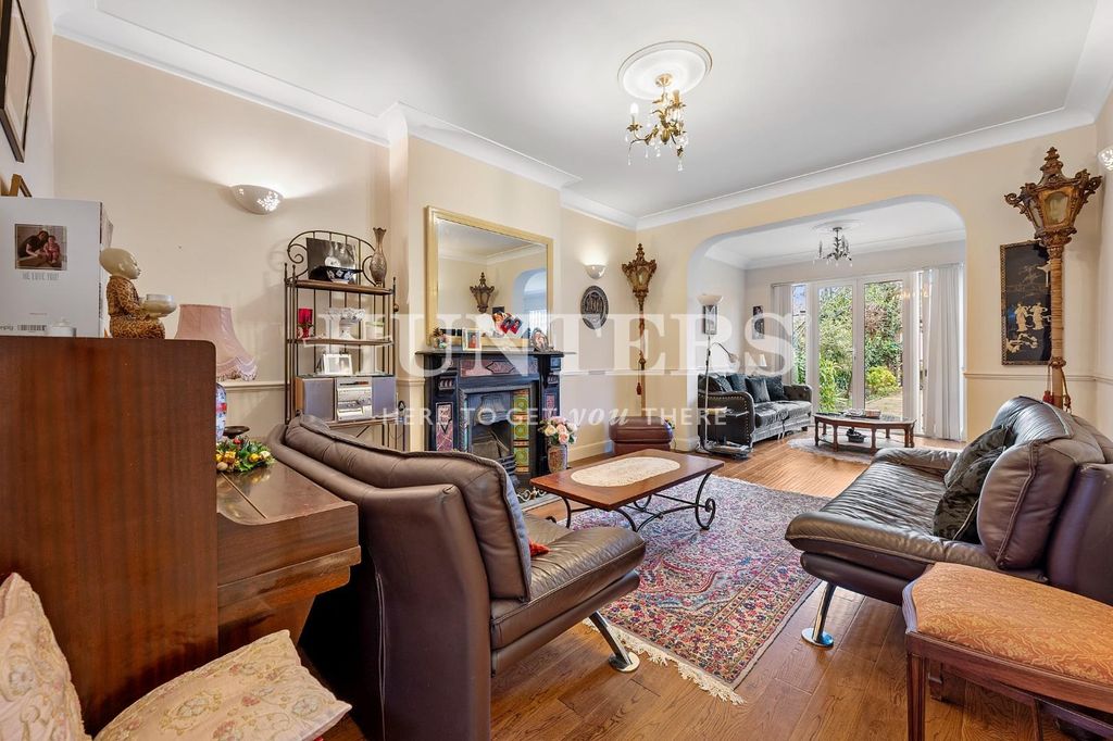 Property photo 1 of 19 Reception Room