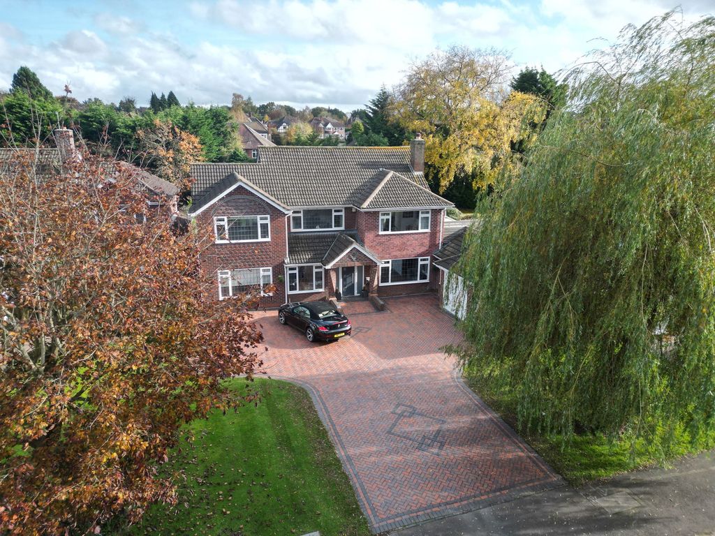 Property photo 1 of 38