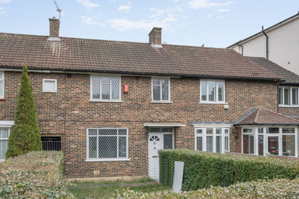 Property photo 1 of 9 1382810-1-691c5Da...