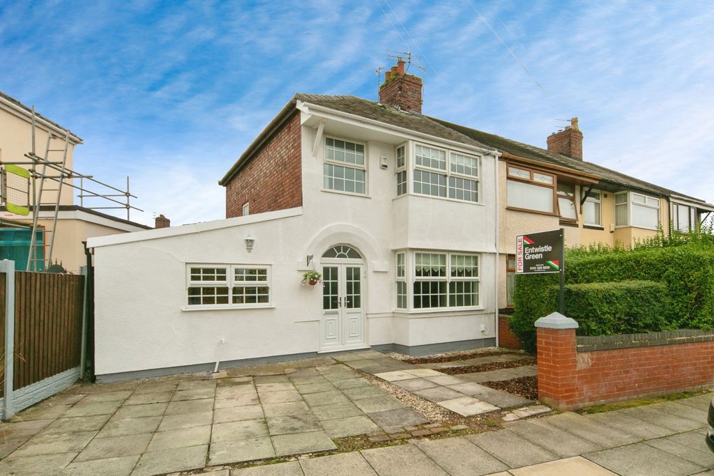 Property photo 1 of 17 Photo