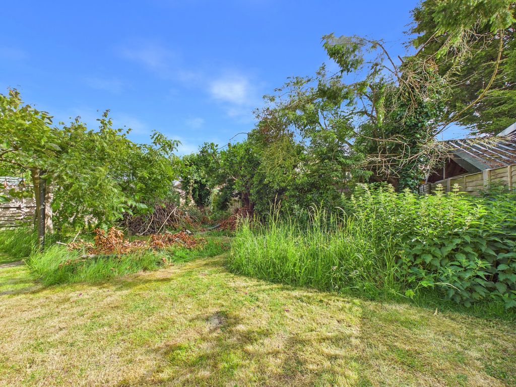 Property photo 2 of 16 Private Garden
