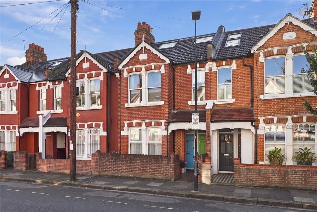 Property photo 2 of 17