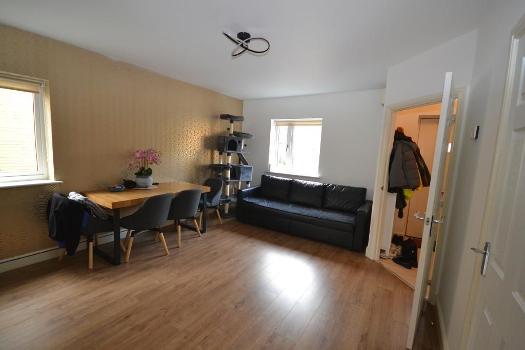 Property photo 3 of 18 Photo 3