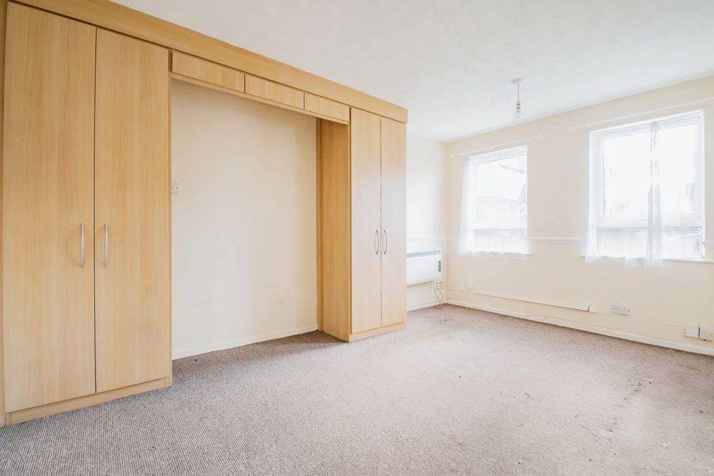 Property photo 3 of 15 Photography