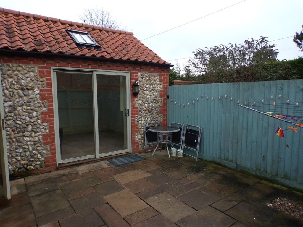 Property photo 2 of 8