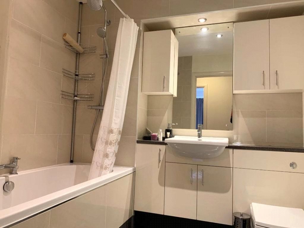 Property photo 3 of 8 Picture No. 02