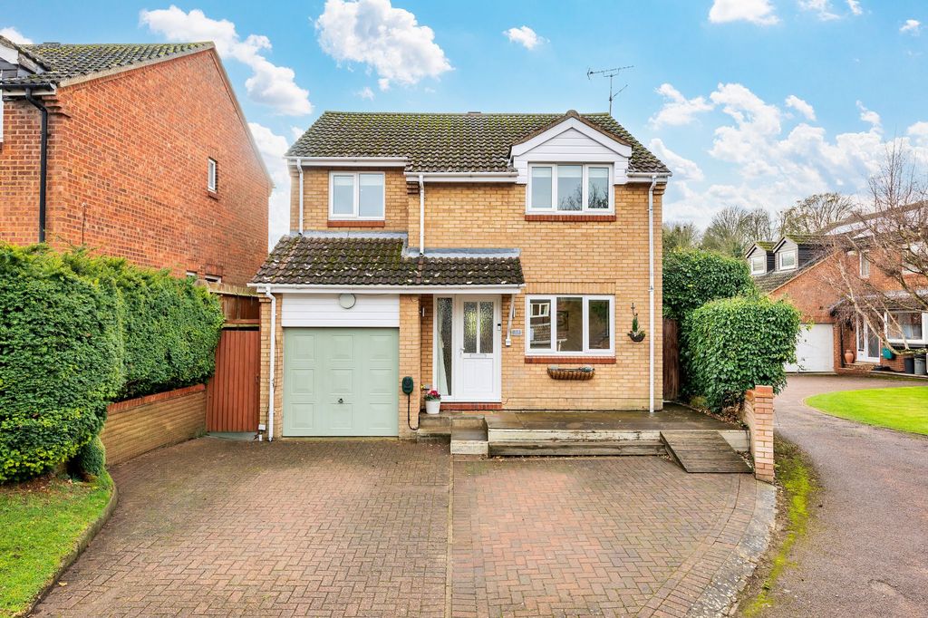 Property photo 1 of 17