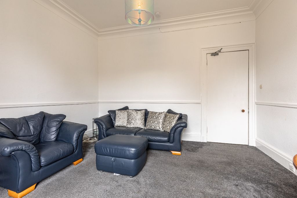 Property photo 3 of 24