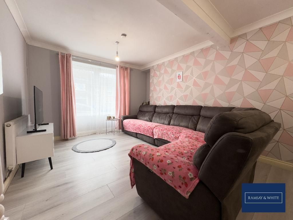 Property photo 2 of 13 Photo 2