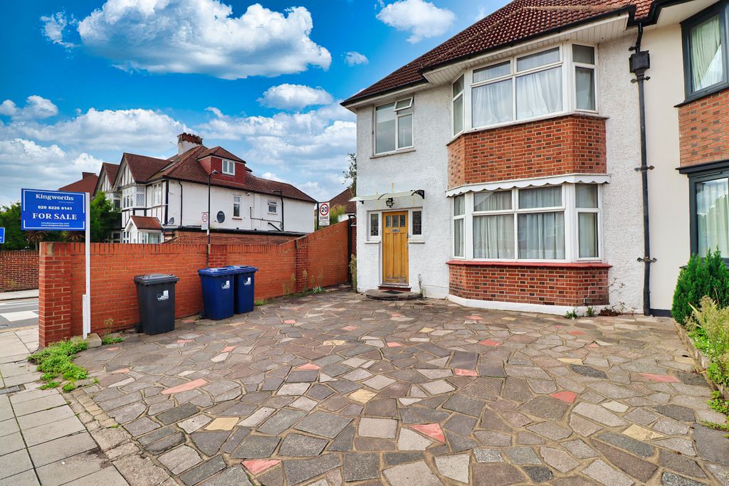 Property photo 1 of 14