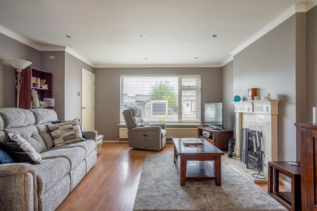 Property photo 3 of 16 Awc-12.Jpg