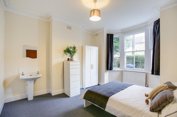 Property photo 3 of 8 65 Alexandria Road, W13-1.Jpg