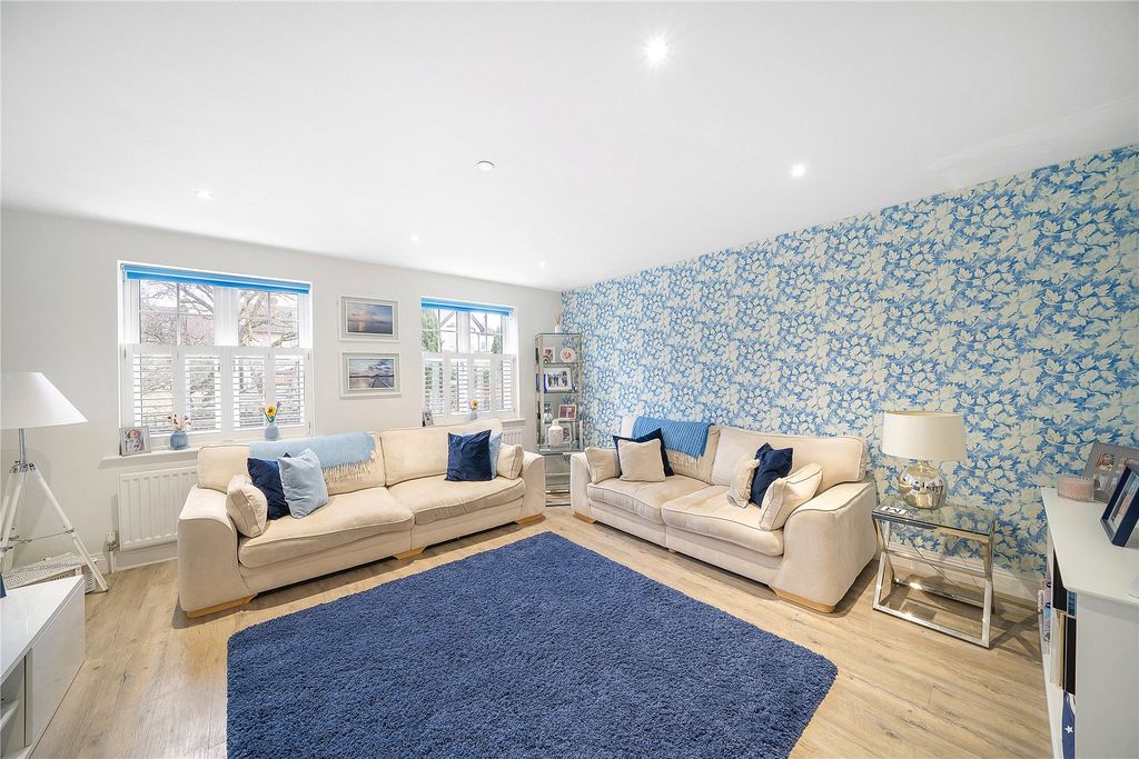 Property photo 2 of 11 Picture No. 01