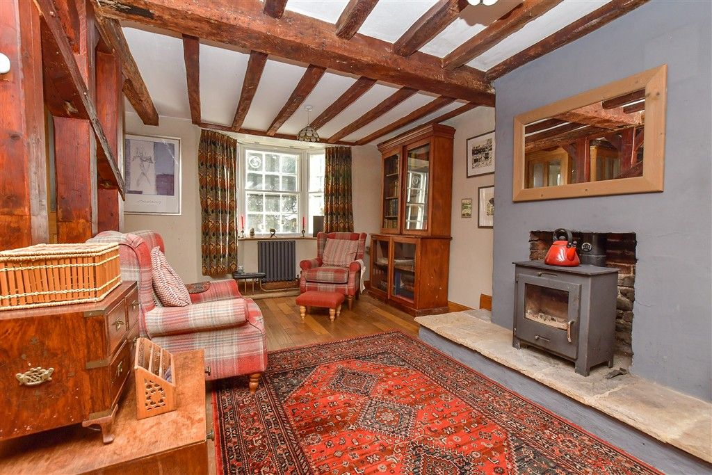 Property photo 2 of 17 Sitting Area