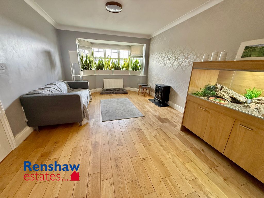 Property photo 3 of 22 L