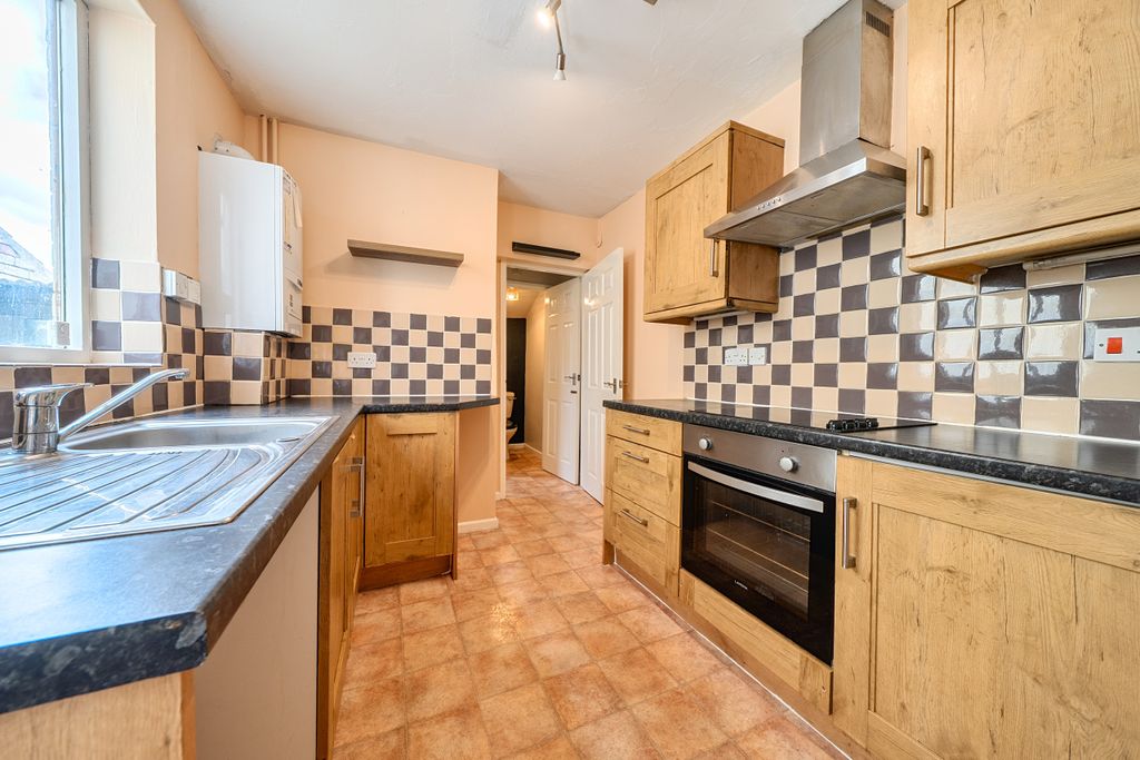 Property photo 3 of 22 Kitchen