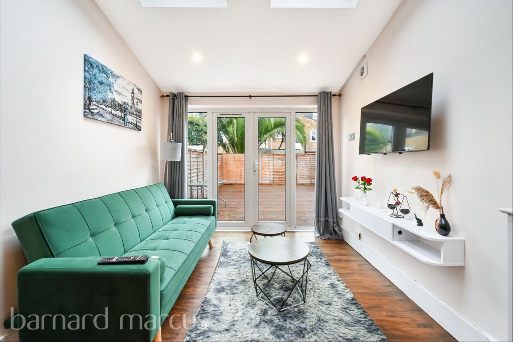 Property photo 3 of 8 Image