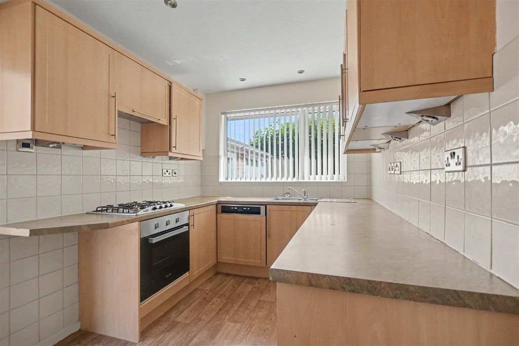 Property photo 3 of 21 Kitchen_1.Jpeg