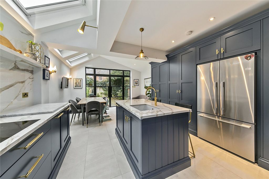 Property photo 2 of 15 Picture No. 36