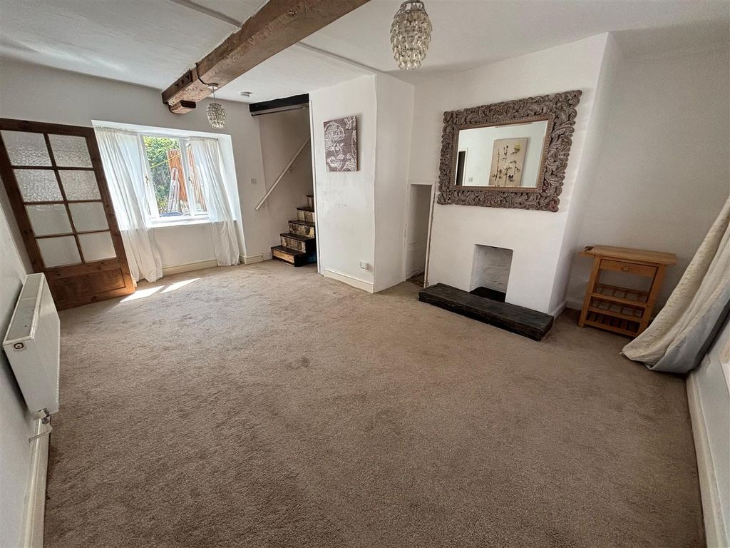 Property photo 3 of 7