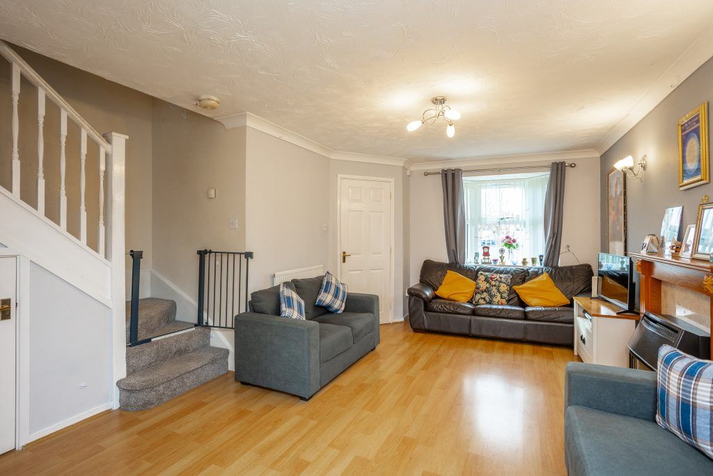 Property photo 3 of 35