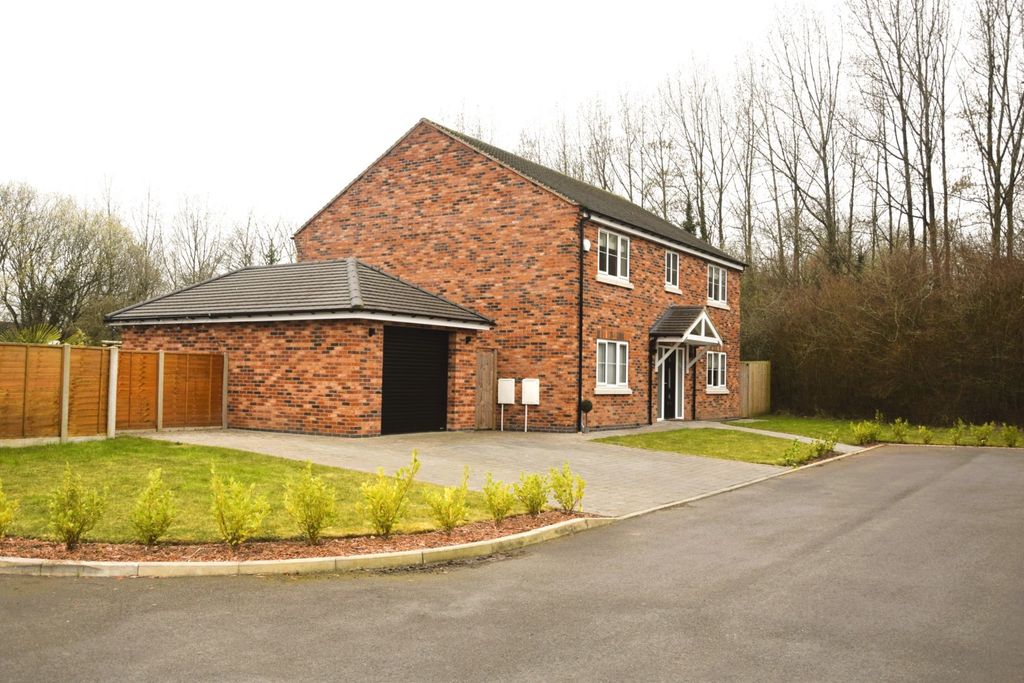 Property photo 3 of 24