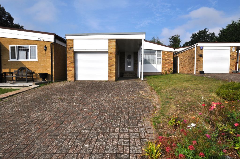 Property photo 1 of 11