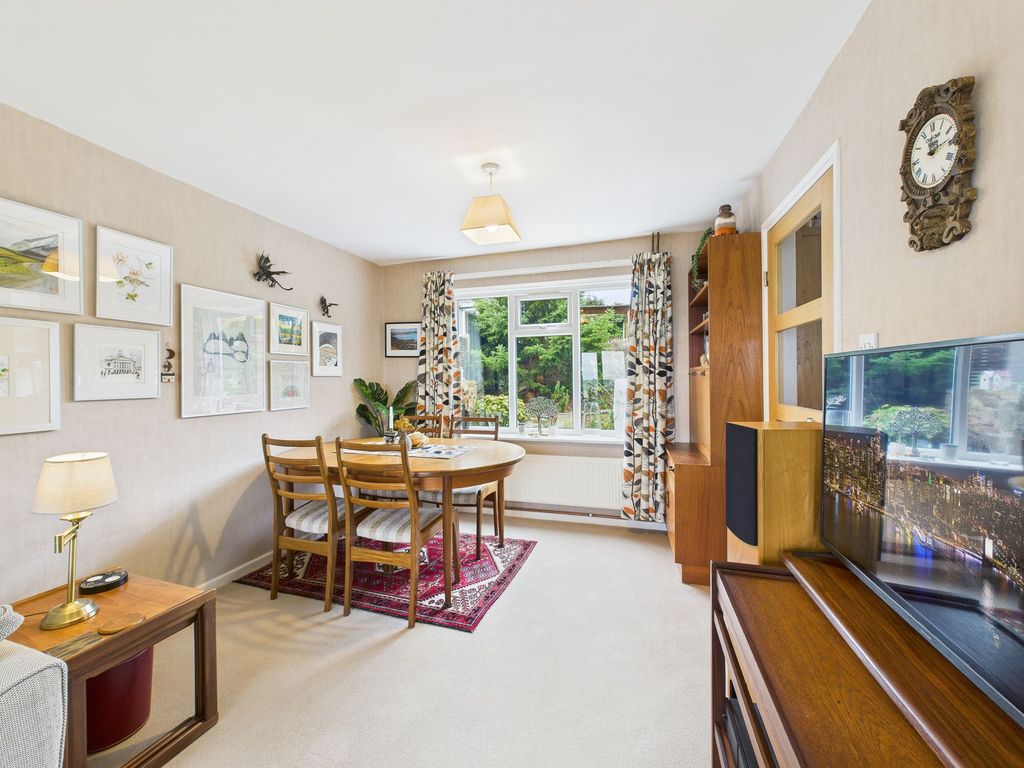 Property photo 3 of 25 Lounge/Dining Room