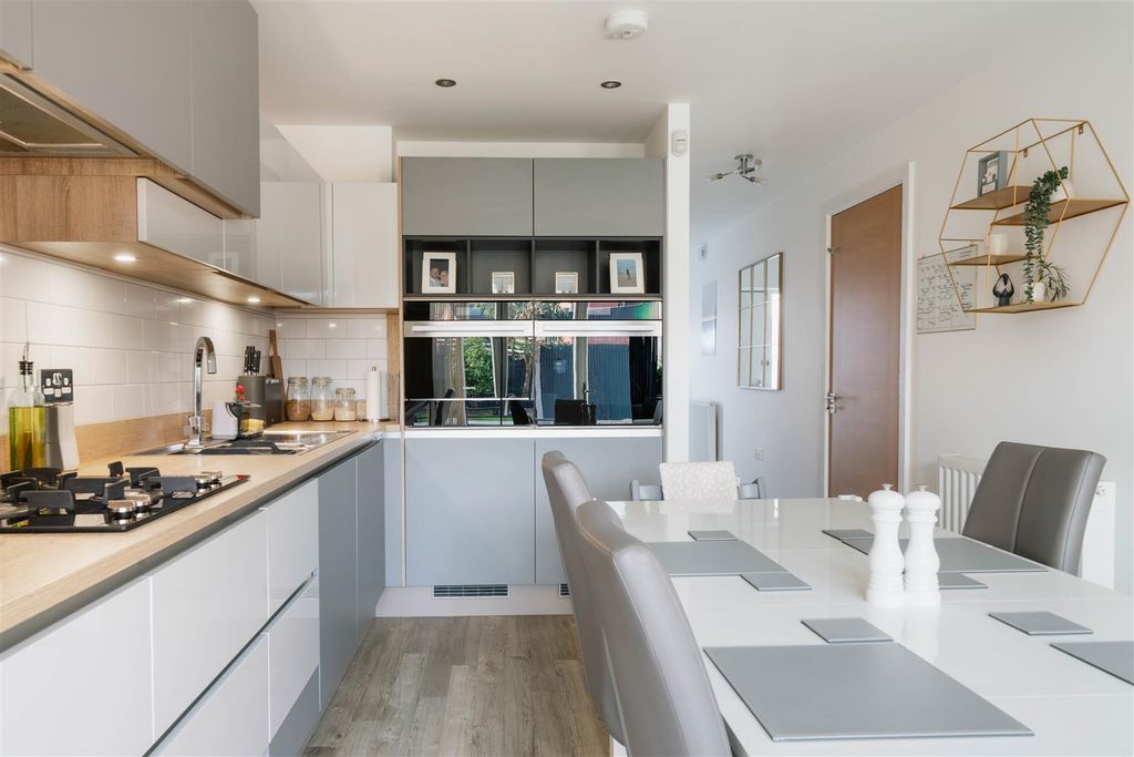 Property photo 3 of 36 Open Plan Living_-5.Jpg