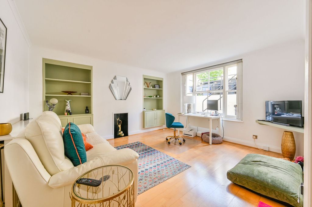 Property photo 2 of 9