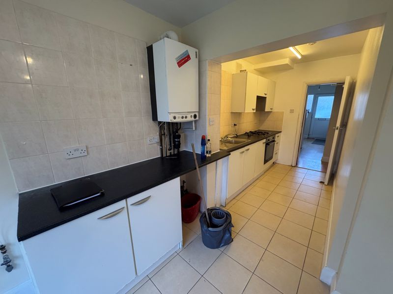 Property photo 2 of 11 Photo 6