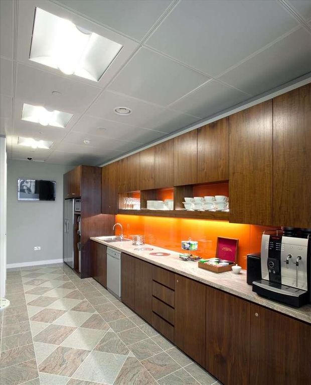 Property photo 2 of 4 Serviced Office To Rent In Bank Street, Canary Wha