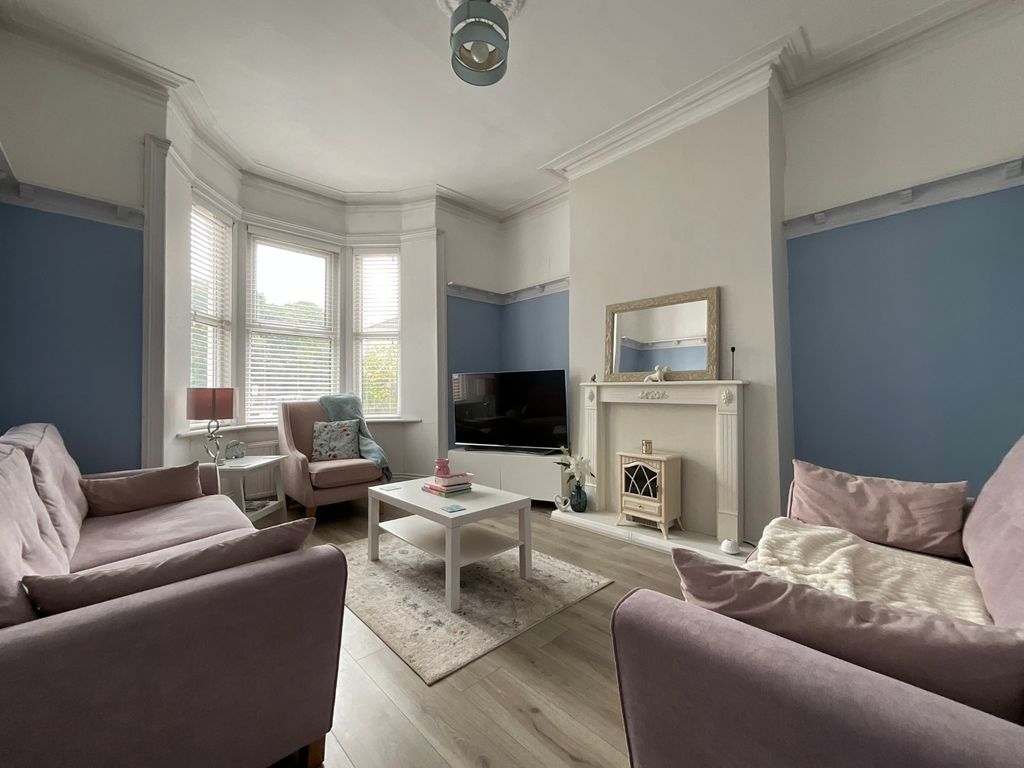 Property photo 1 of 11 4435120