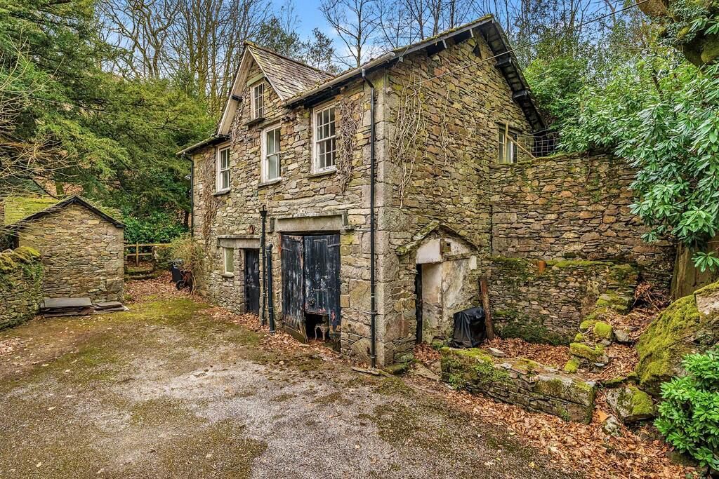 Property photo 1 of 22