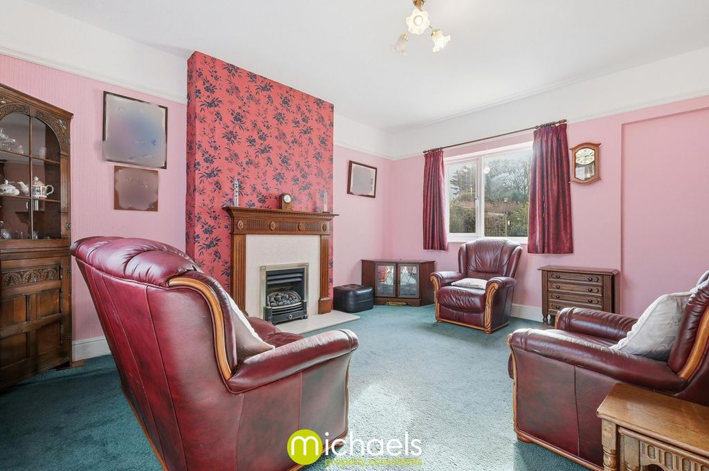 Property photo 3 of 25