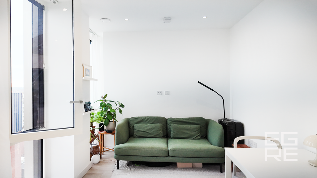 Property photo 2 of 35