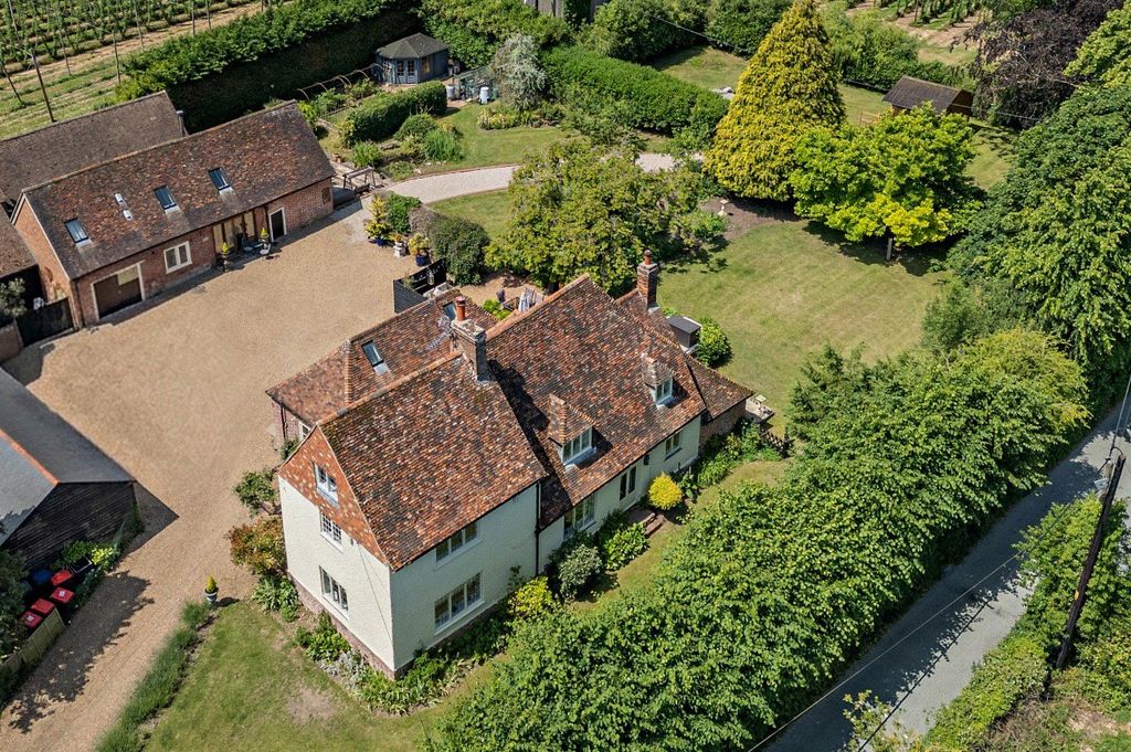 5 bed detached house for saleSchool Lane, Bekesbourne, Canterbury, Kent CT4
