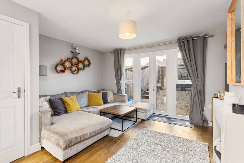 Property photo 1 of 21