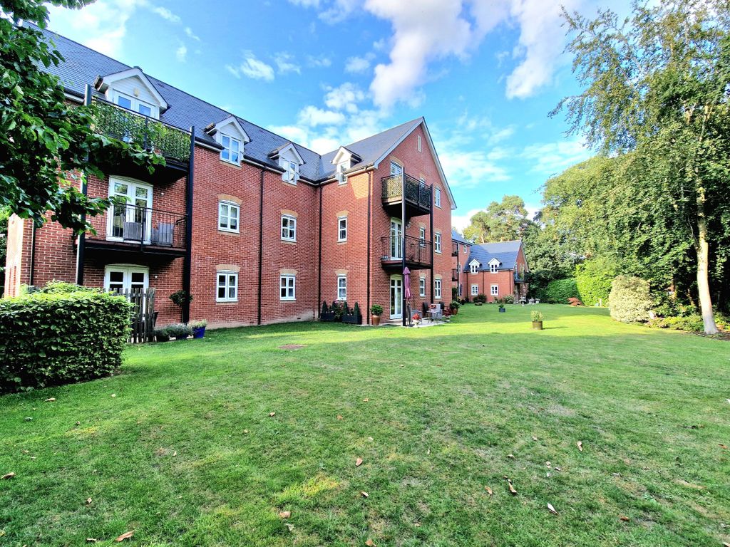 Property photo 2 of 13