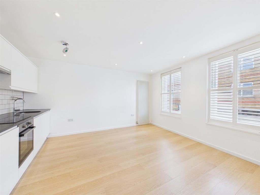 Property photo 1 of 7 Cam04237G0-Pr0324-Still004.Jpg