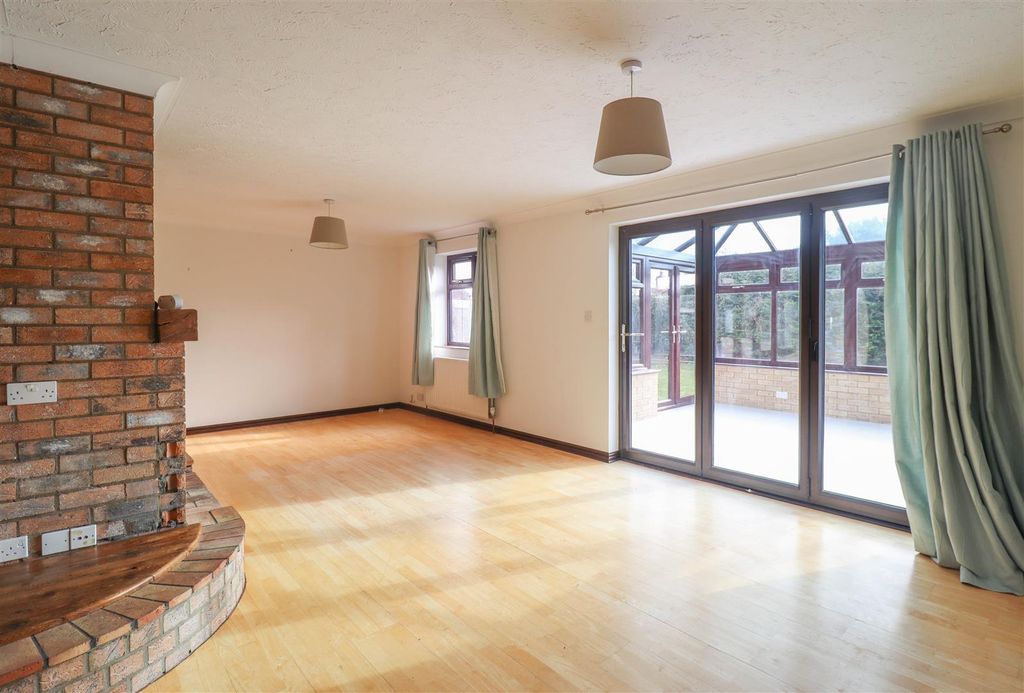 Property photo 3 of 19 Sitting Room 2-1.Jpg