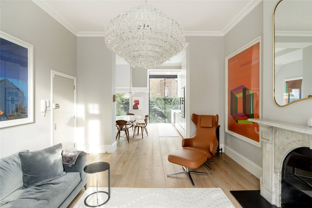 Property photo 1 of 19 Picture No. 02