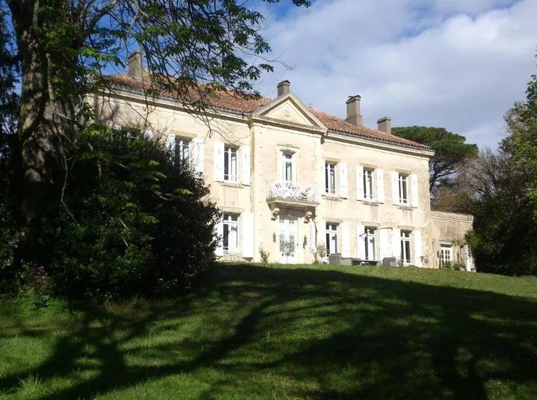 Property photo 2 of 10