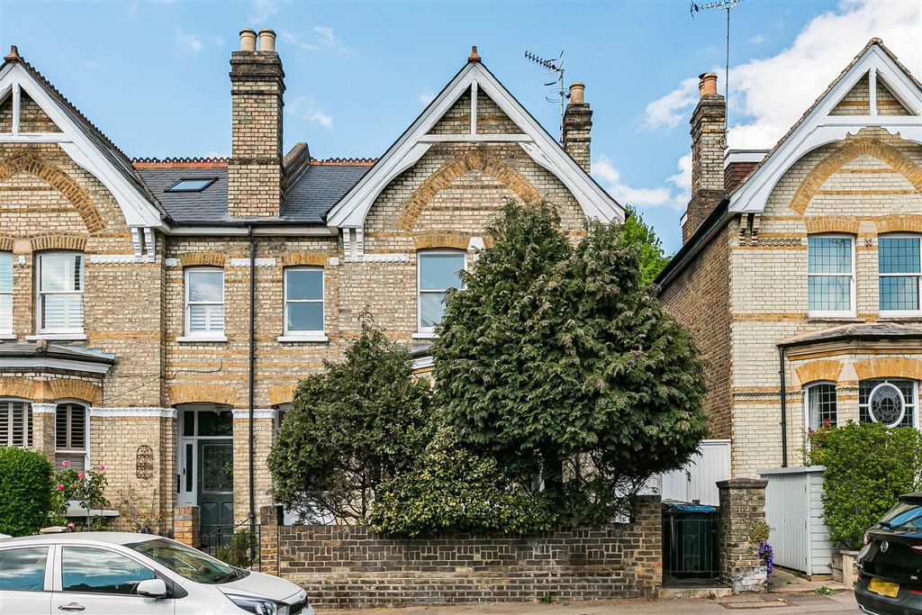 Property photo 1 of 30