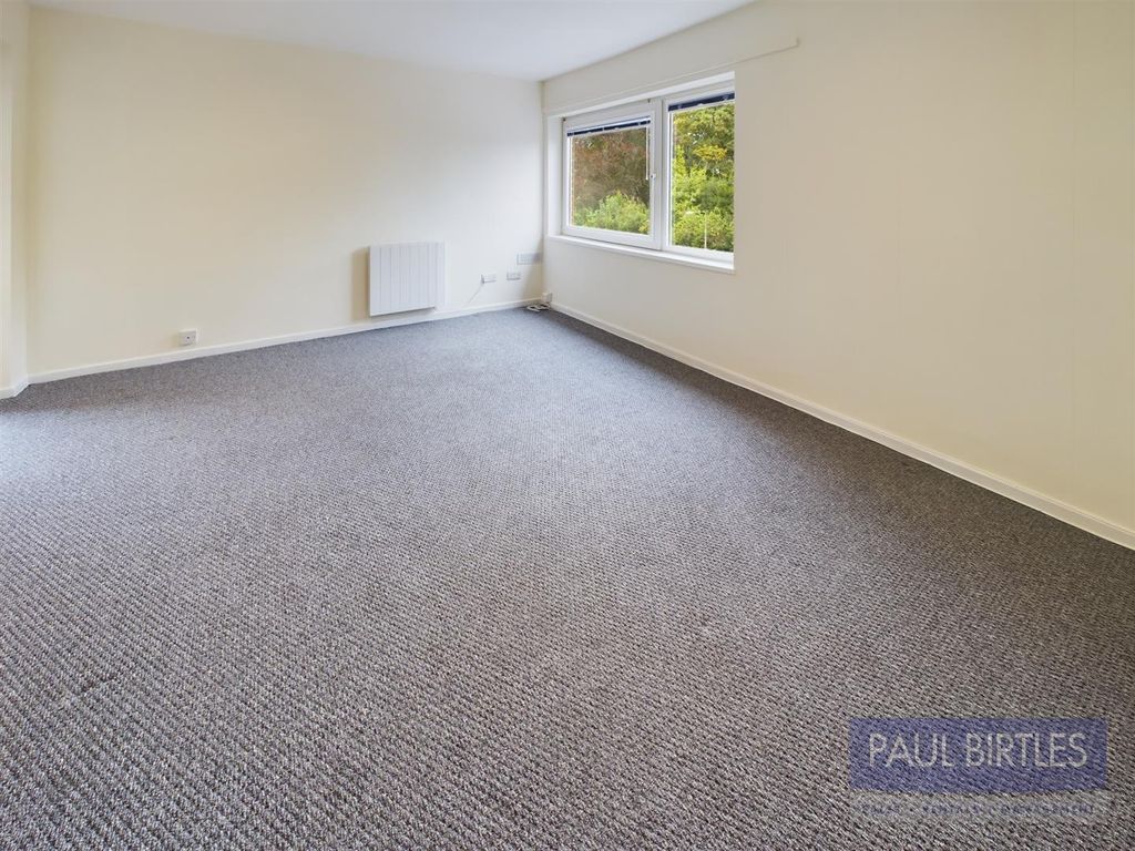 Property photo 3 of 12 Cam01301G0-Pr0493-Still004.Jpg