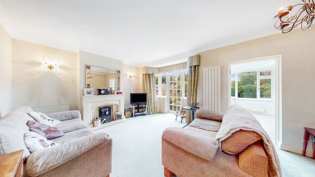 Property photo 3 of 16 4718697